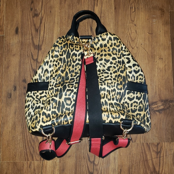 Cheetah backpack - Picture 3 of 3